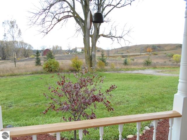 7850 Cedar Run Road Traverse City, MI 49684 - Photo 39 of 52 1777991-38.JPG