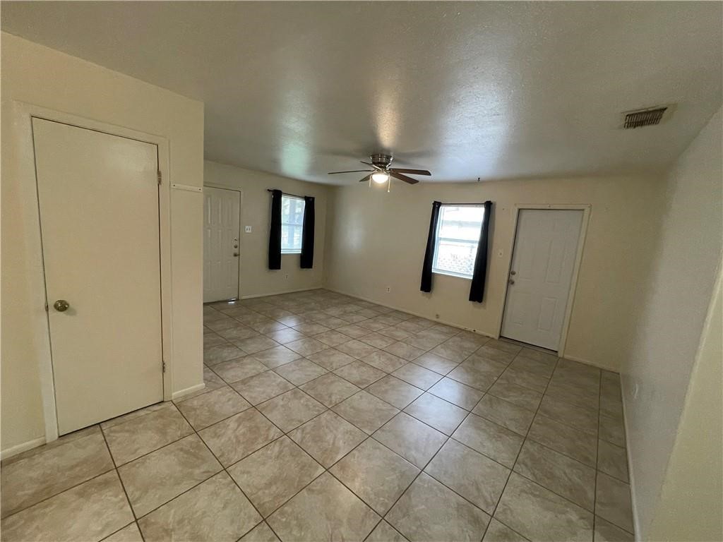 2123 Zephyr Circle Ingleside, TX 78362 - Photo 12 of 29 a view of entryway