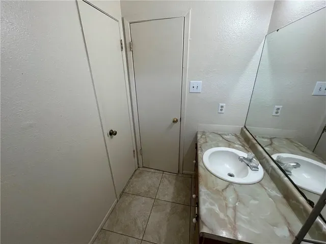 $1,150 | 2123 Zephyr Circle, Ingleside, TX 78362