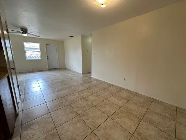 $1,150 | 2123 Zephyr Circle, Ingleside, TX 78362