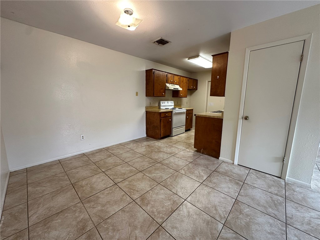 2123 Zephyr Circle Ingleside, TX 78362 - Photo 10 of 29 a view of a storage & utility room