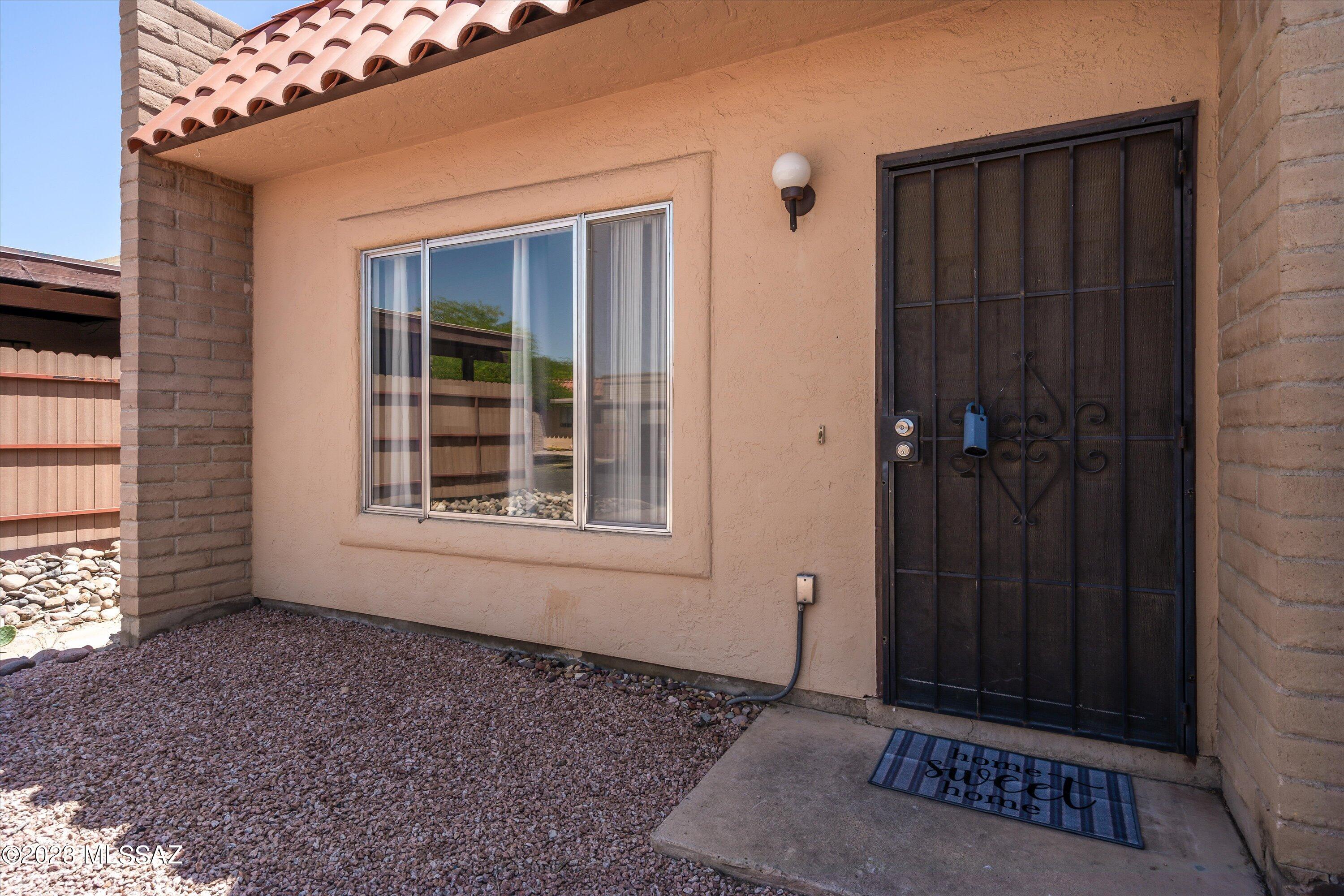 980 South Pantano Road Tucson, AZ 85710 - Photo 2 of 31
