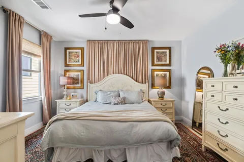 $845,000 | 1240 West Bell Street, Houston, TX 77019