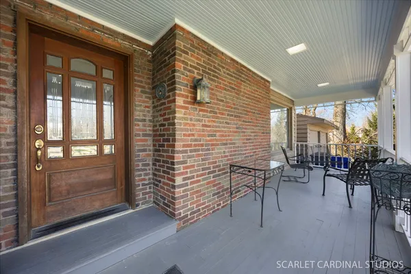 $795,000 | 710 Kenilworth Avenue, Glen Ellyn, IL 60137