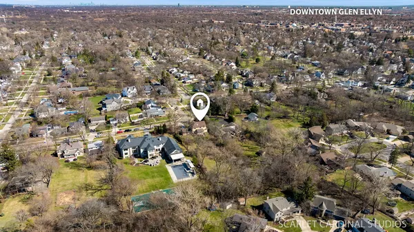 $795,000 | 710 Kenilworth Avenue, Glen Ellyn, IL 60137
