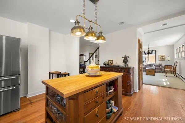 $795,000 | 710 Kenilworth Avenue, Glen Ellyn, IL 60137