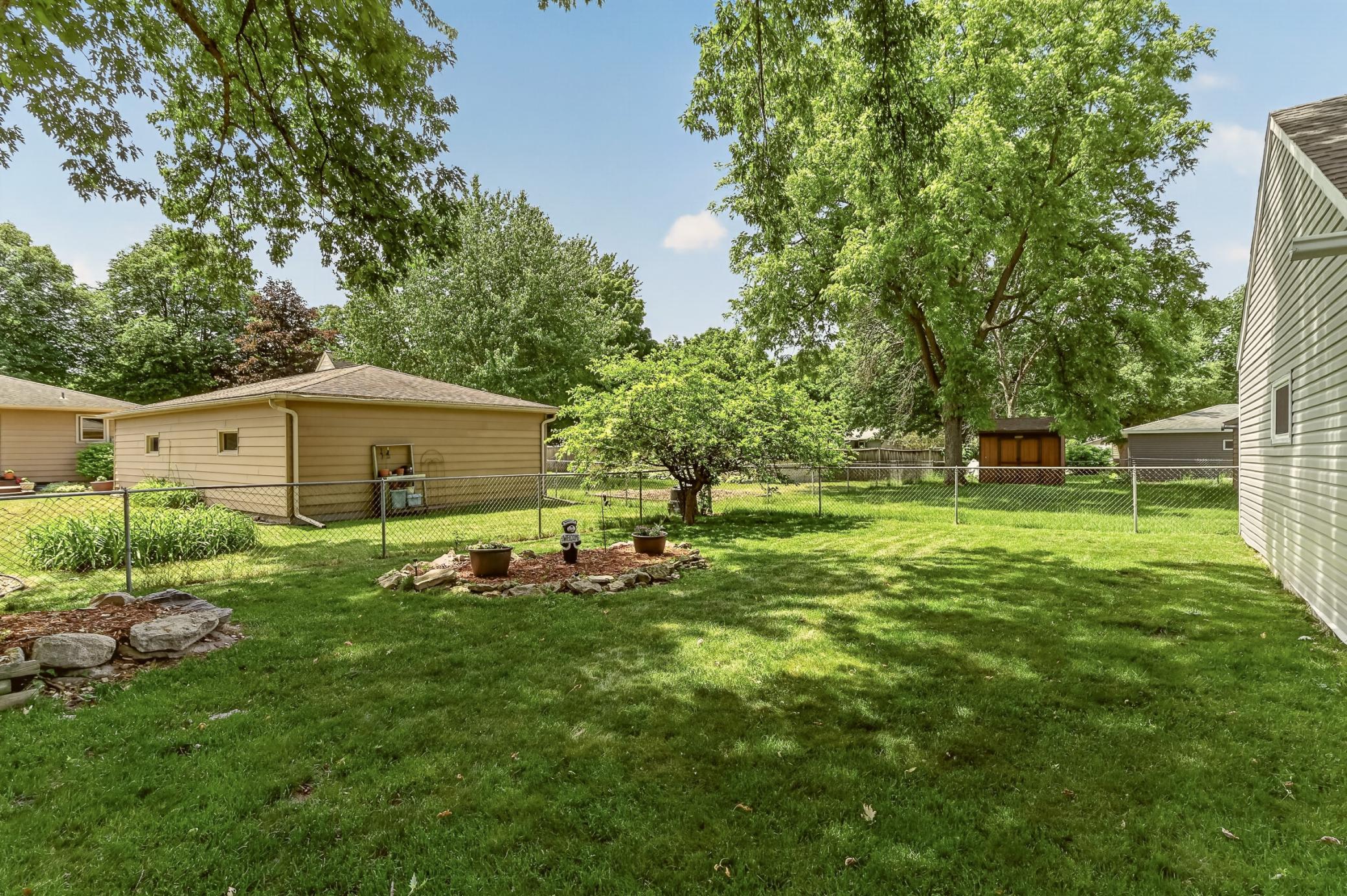 914 16 1/4 Street Southeast Rochester, MN 55904 - Photo 31 of 33