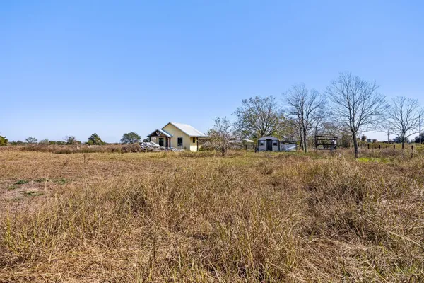 $450,000 | 1187-1201 Ramsey Road, Alleyton, TX 78935