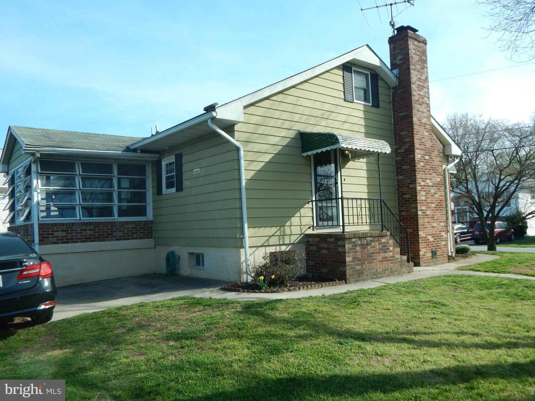 8451 Kenton Road Pasadena, MD 21122 - Photo 3 of 19 Exterior (Front)