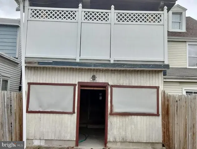 $249,900 | 302 Jersey Avenue, Gloucester City, NJ 08030