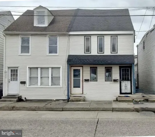 $249,900 | 302 Jersey Avenue, Gloucester City, NJ 08030