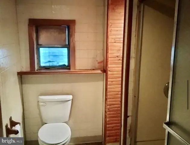 $249,900 | 302 Jersey Avenue, Gloucester City, NJ 08030