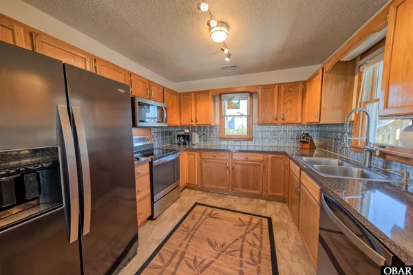 $645,000 | 42153 Pheasant Circle, Avon, NC 27915