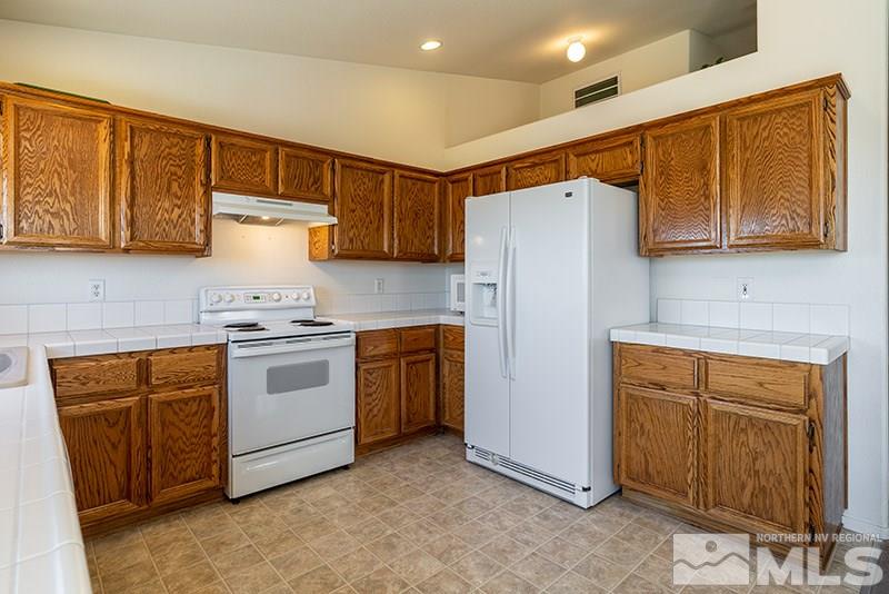 542 St Louis Road Fernley, NV 89408 - Photo 6 of 16 Photo 6