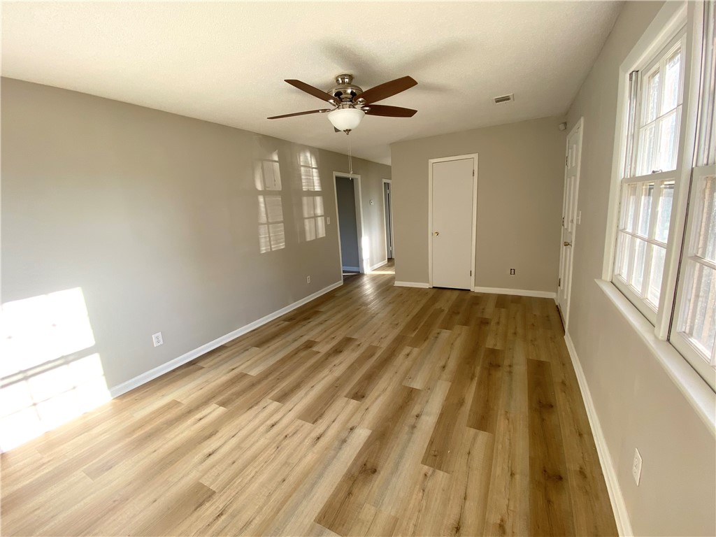 2313 Rolling Green Road Anderson, SC 29621 - Photo 7 of 38