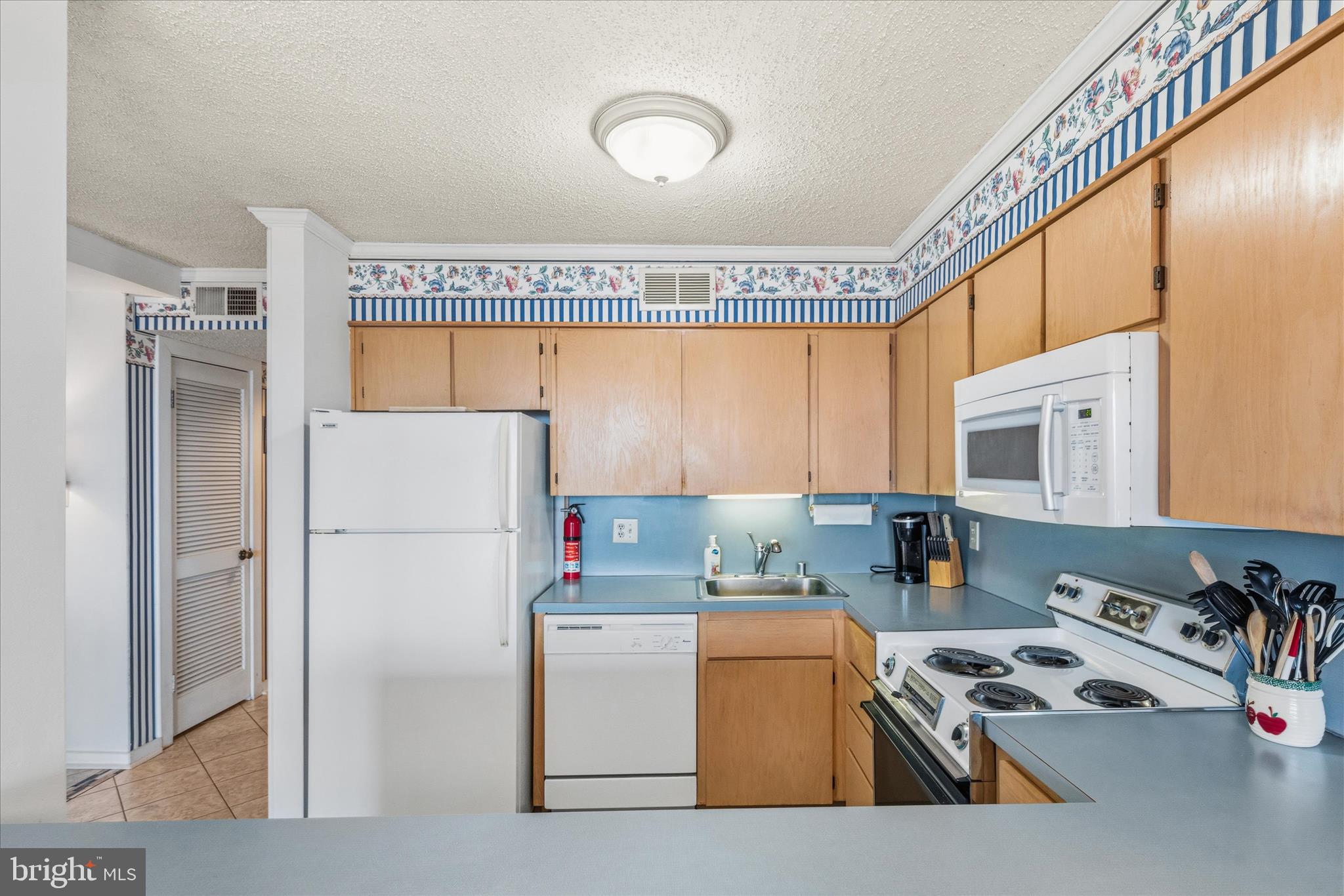 119 Old Landing Road, Unit 201B Ocean City, MD 21842 - Photo 19 of 48