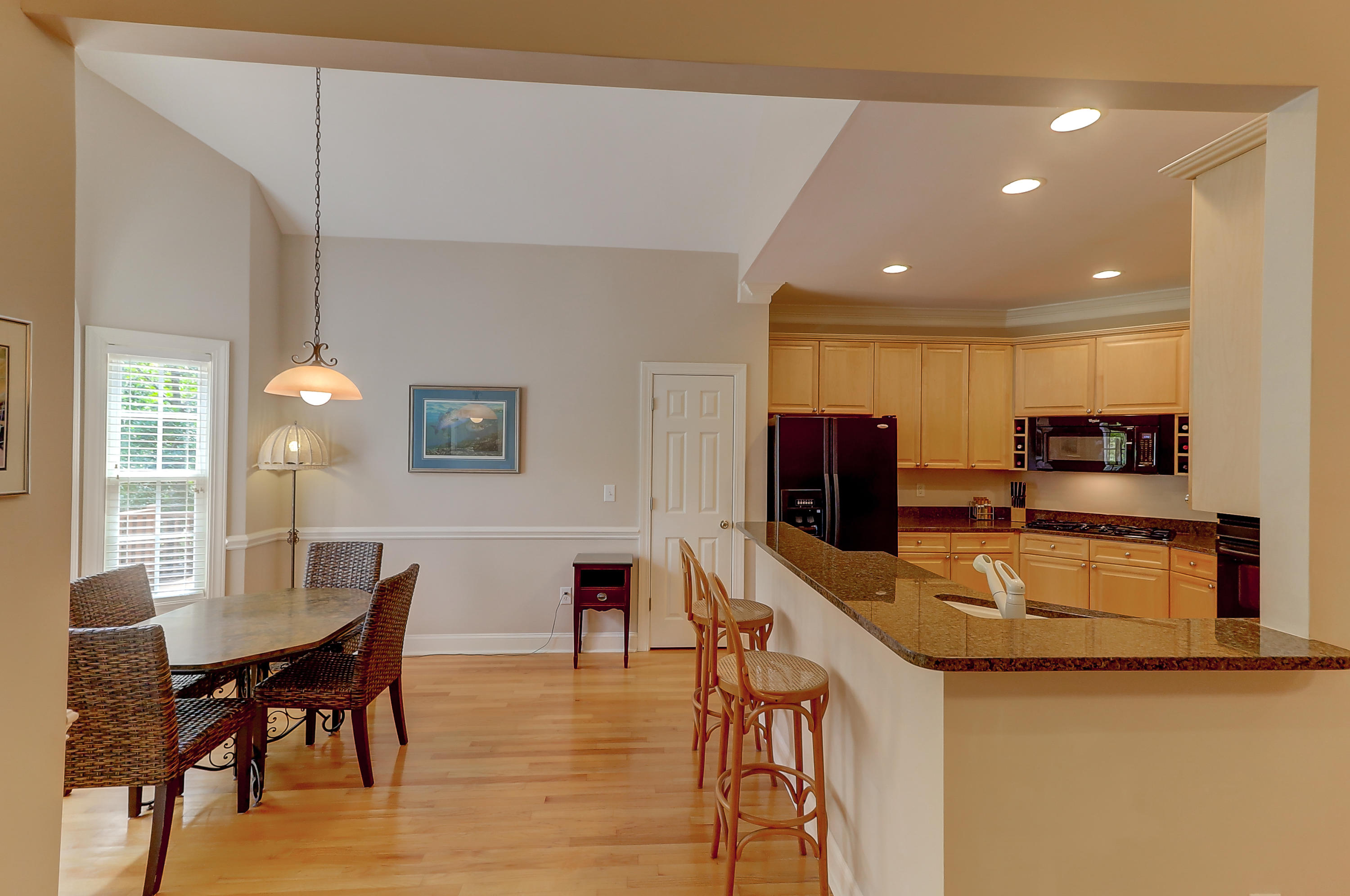 202 Key Court Charleston, SC 29412 - Photo 13 of 54 Eat in Kitchn