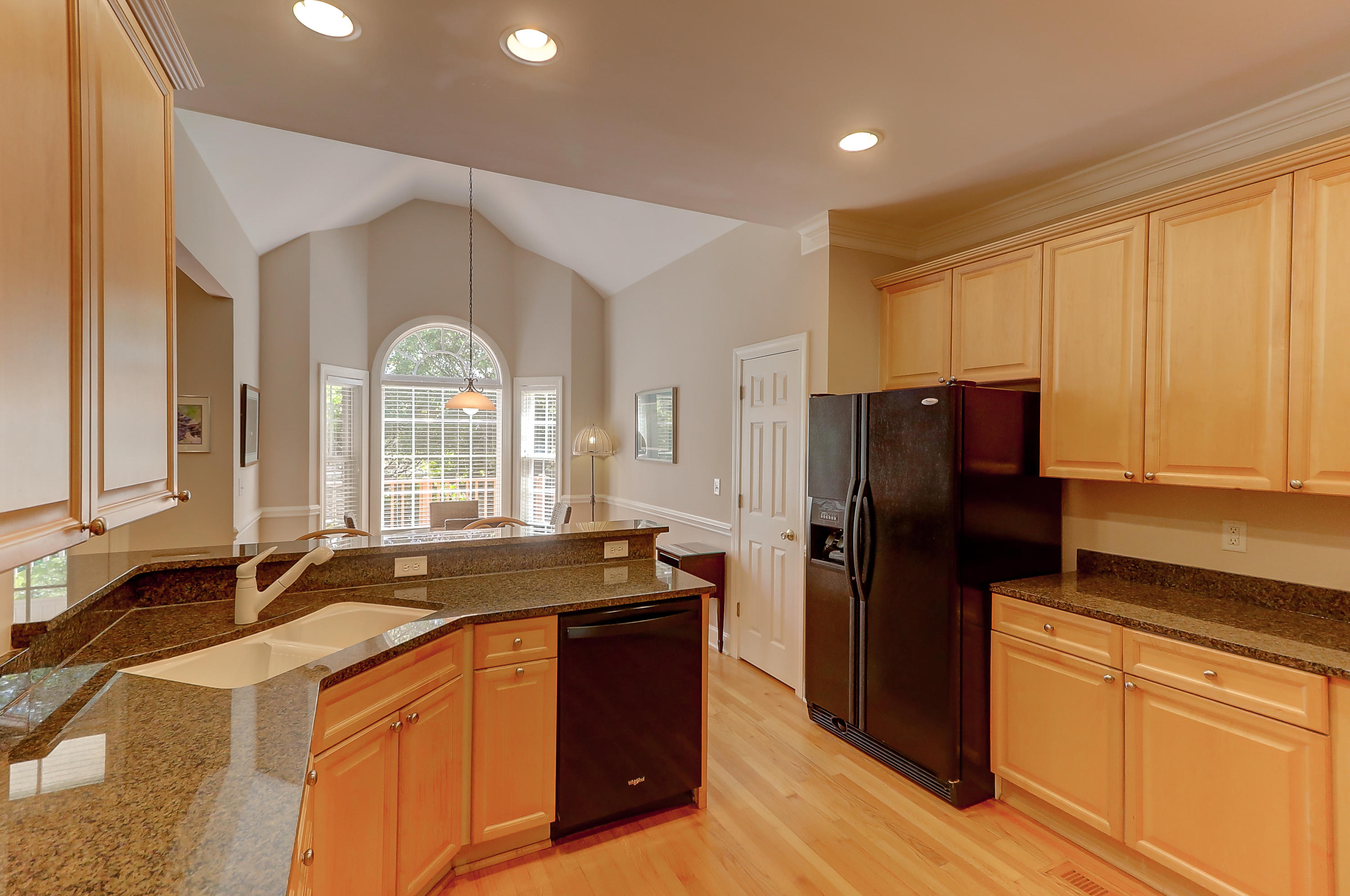 202 Key Court Charleston, SC 29412 - Photo 17 of 54 Kitchen