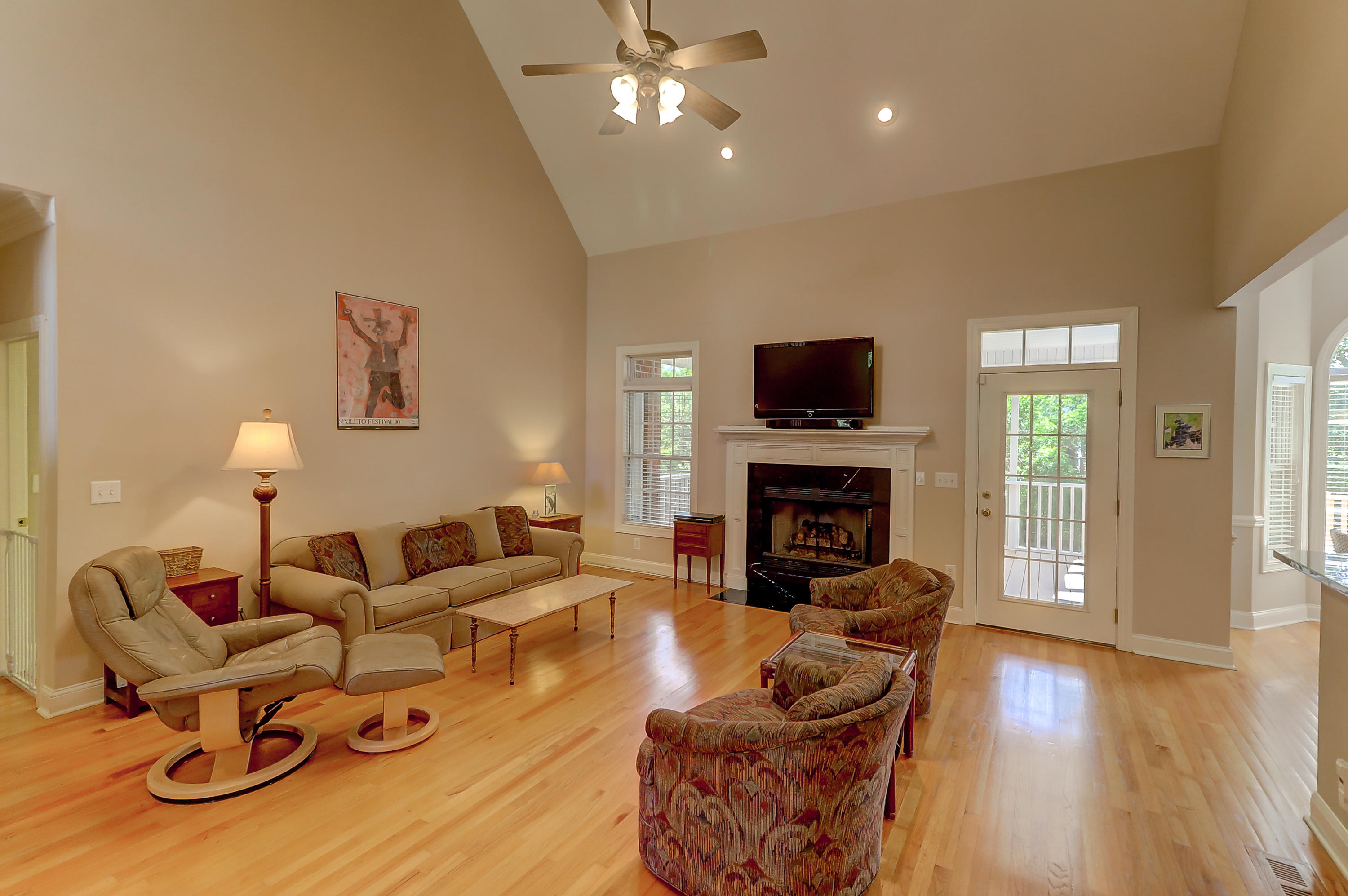 202 Key Court Charleston, SC 29412 - Photo 9 of 54 Family Room
