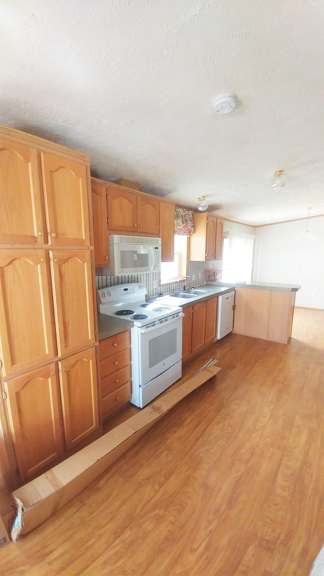 161 Fenwick Road Belmont, ME 04952 - Photo 4 of 15 1016191157