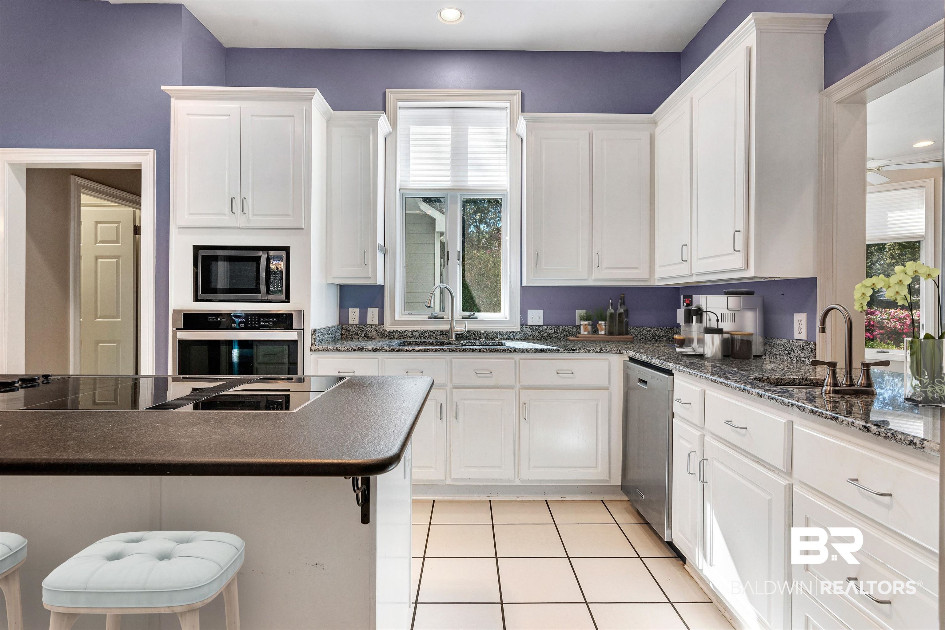 501 Oak Ridge Court West Daphne, AL 36526 - Photo 12 of 50 Kitchen