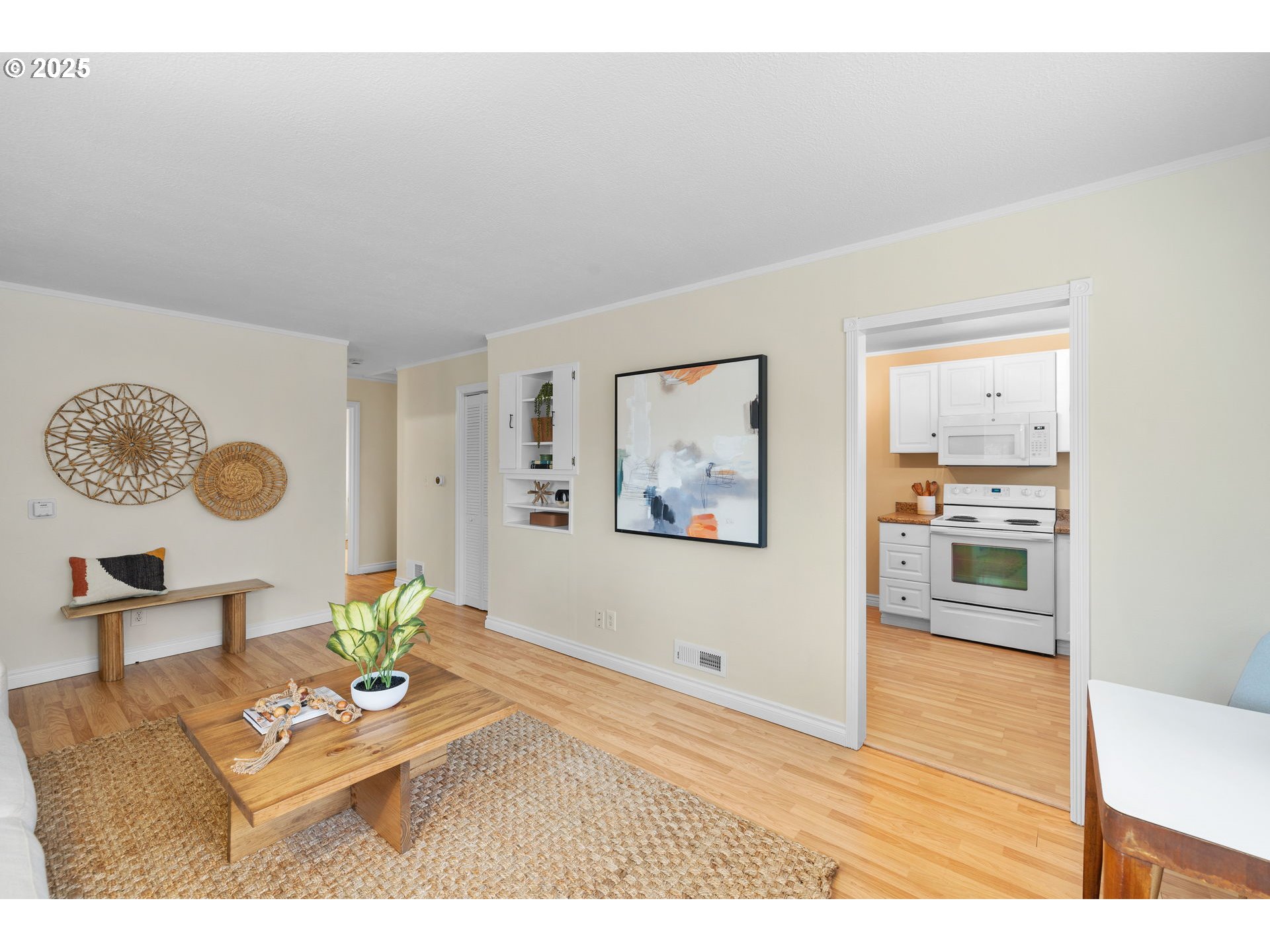 7643 Southeast Market Street Portland, OR 97215 - Photo 4 of 34 a living room with furniture and wooden floor