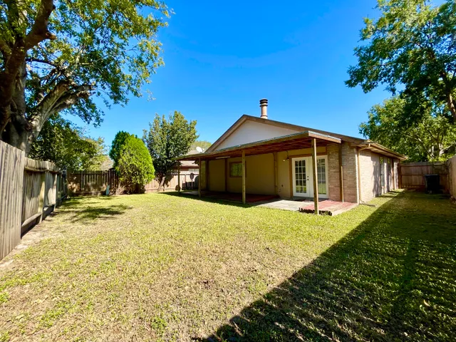 $1,875 | 7014 Caladero Drive, Houston, TX 77083