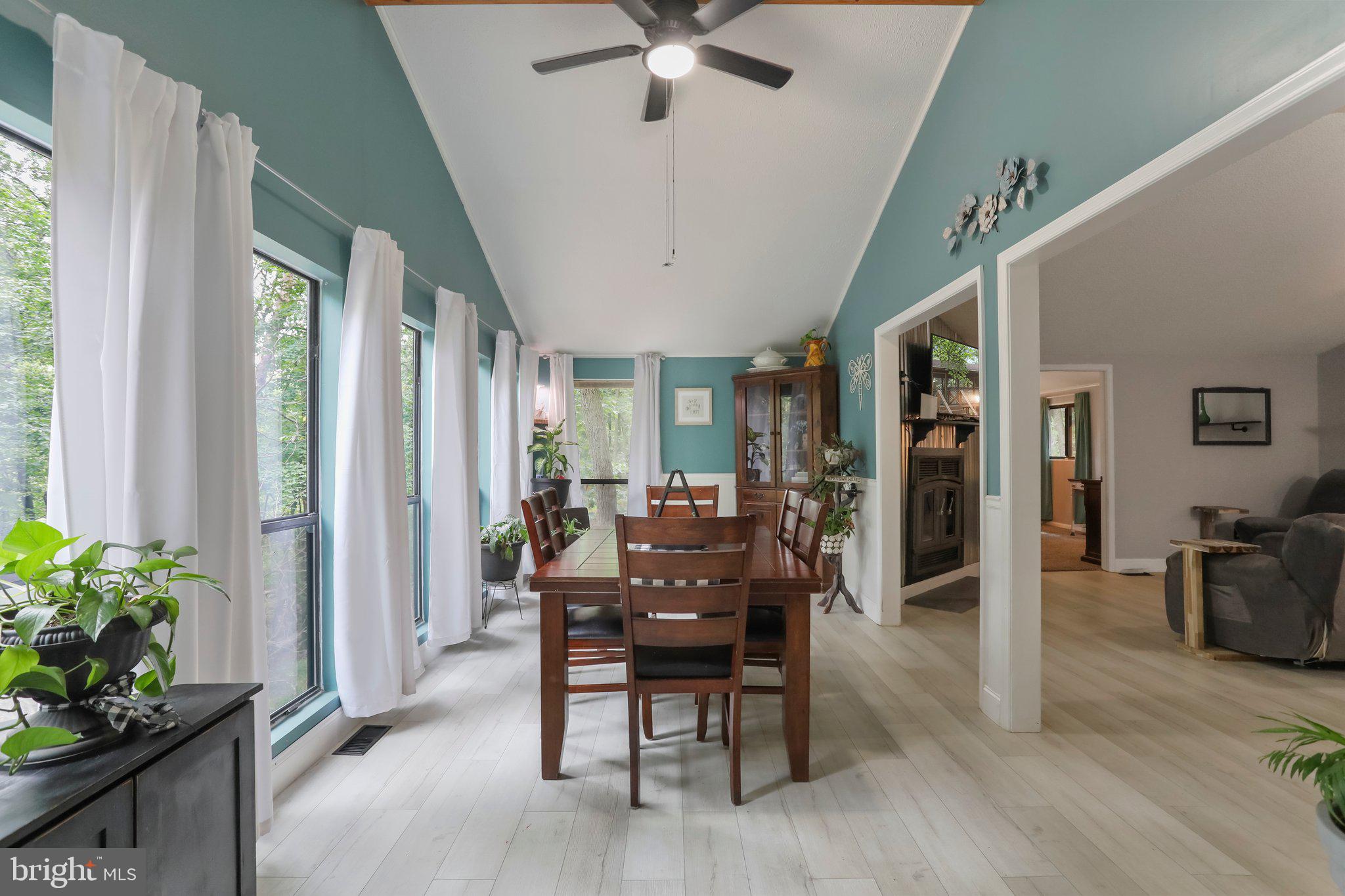 157 Endless Summer Road Hedgesville, WV 25427 - Photo 7 of 44 Gallery Image 7