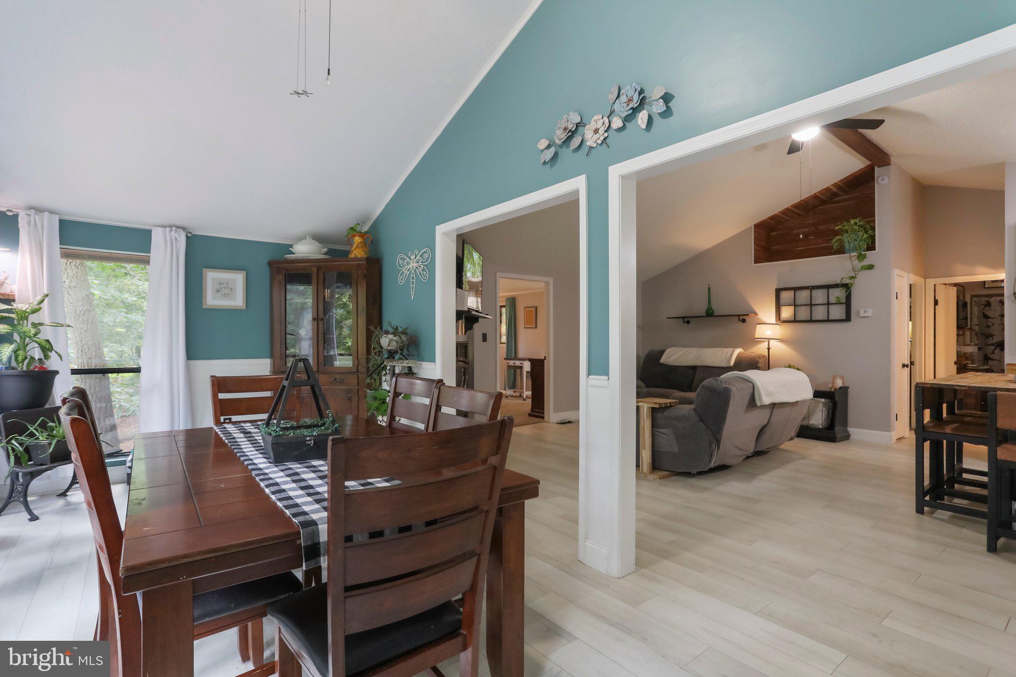 157 Endless Summer Road Hedgesville, WV 25427 - Photo 8 of 44 Gallery Image 8