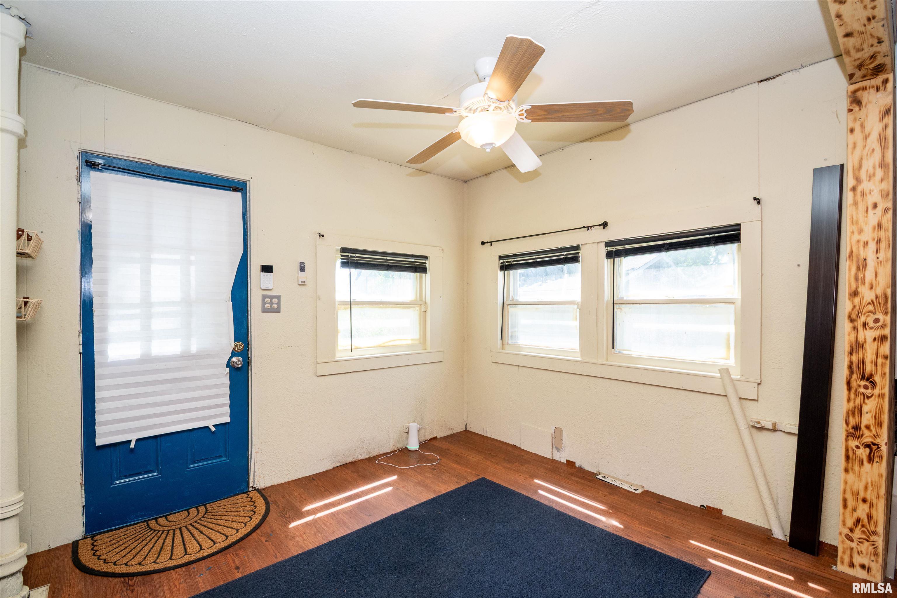 41 North 6th Avenue Canton, IL 61520 - Photo 13 of 28