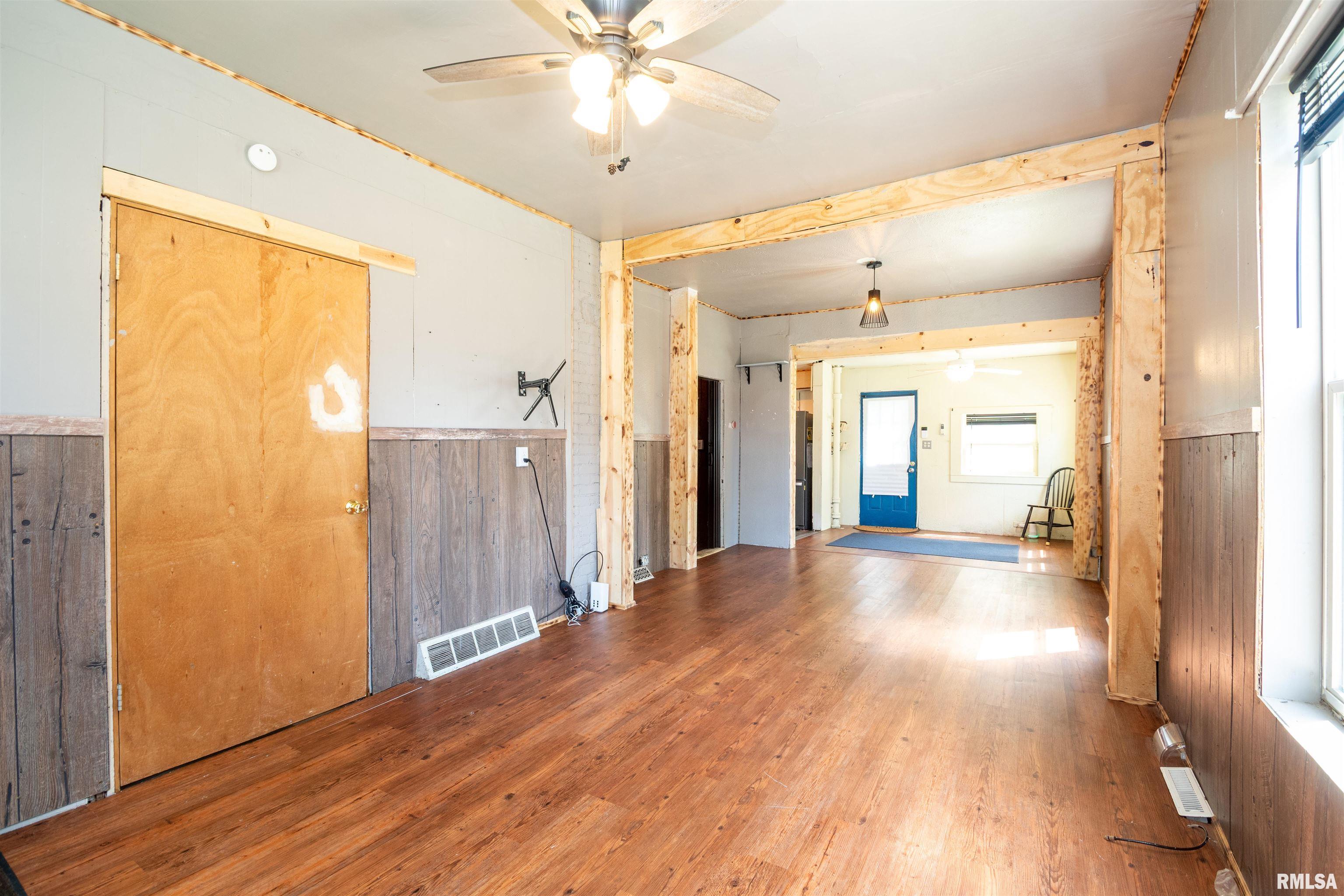 41 North 6th Avenue Canton, IL 61520 - Photo 22 of 28