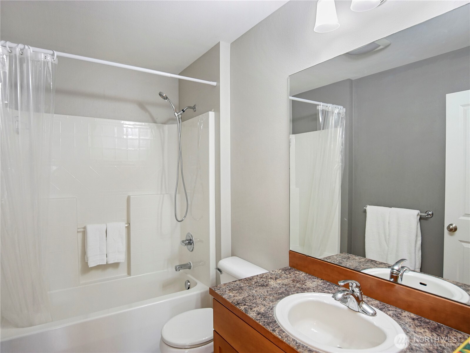 3819 216th Place Southeast Bothell, WA 98021 - Photo 35 of 40
