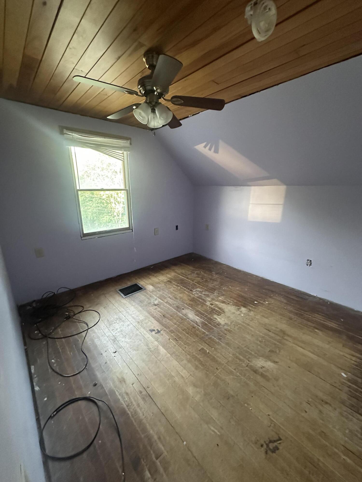 8 Lincoln Street Millinocket, ME 04462 - Photo 12 of 16 EC4BE8F6-C40D-444A-857B-FE543FD04332