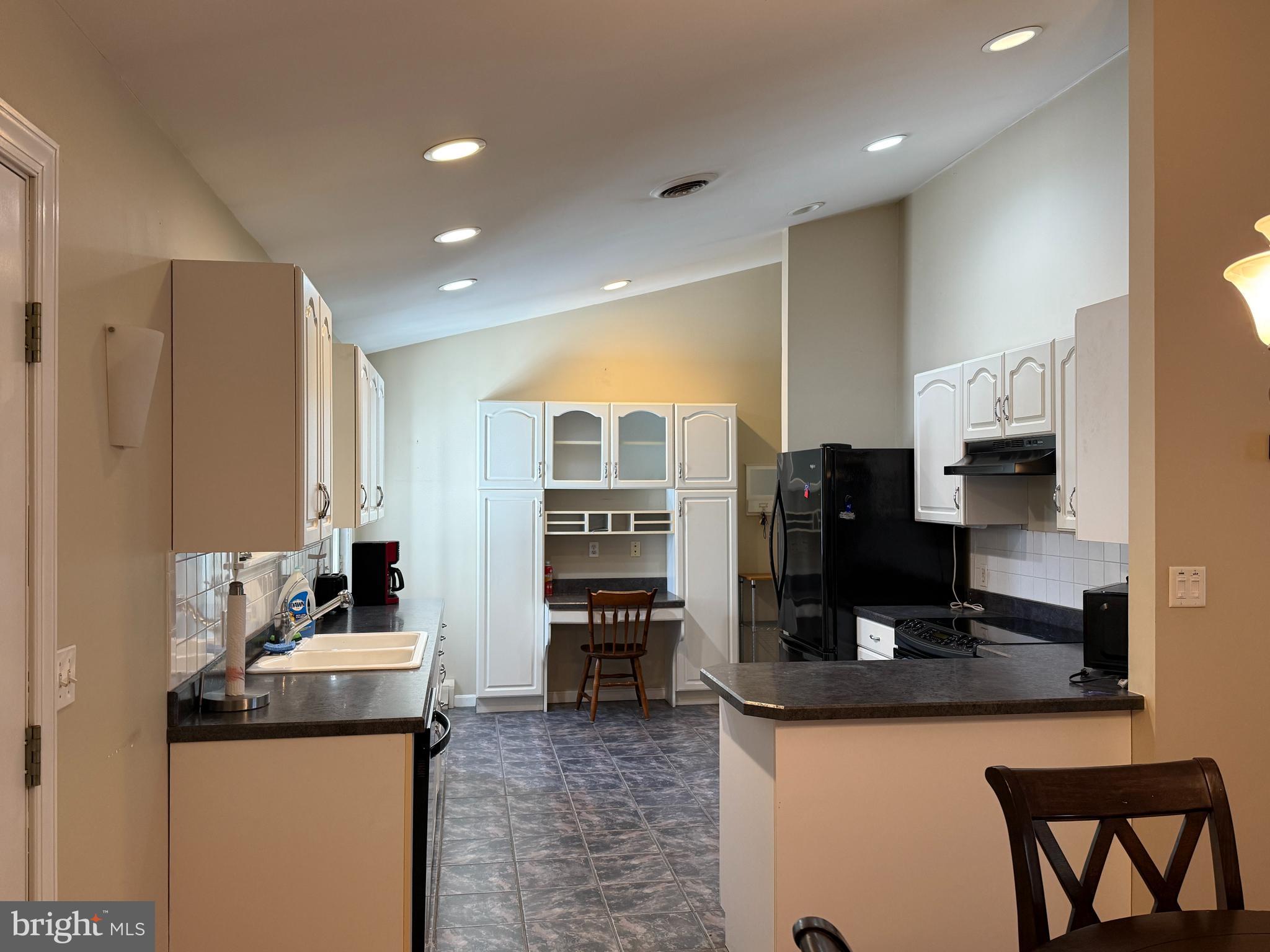 32651 East Riga Drive Ocean View, DE 19970 - Photo 11 of 36 Spacious