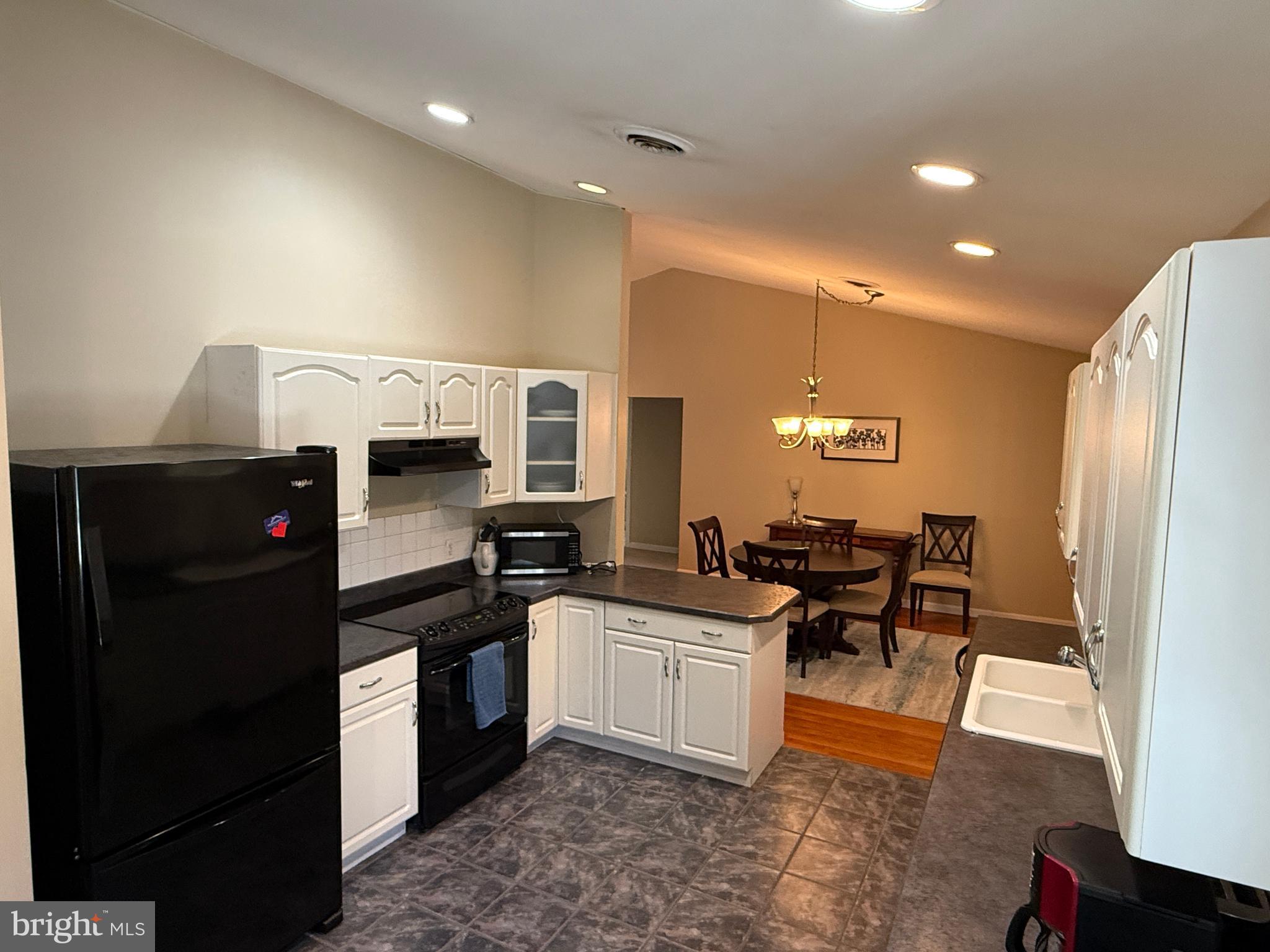 32651 East Riga Drive Ocean View, DE 19970 - Photo 10 of 36 Kitchen