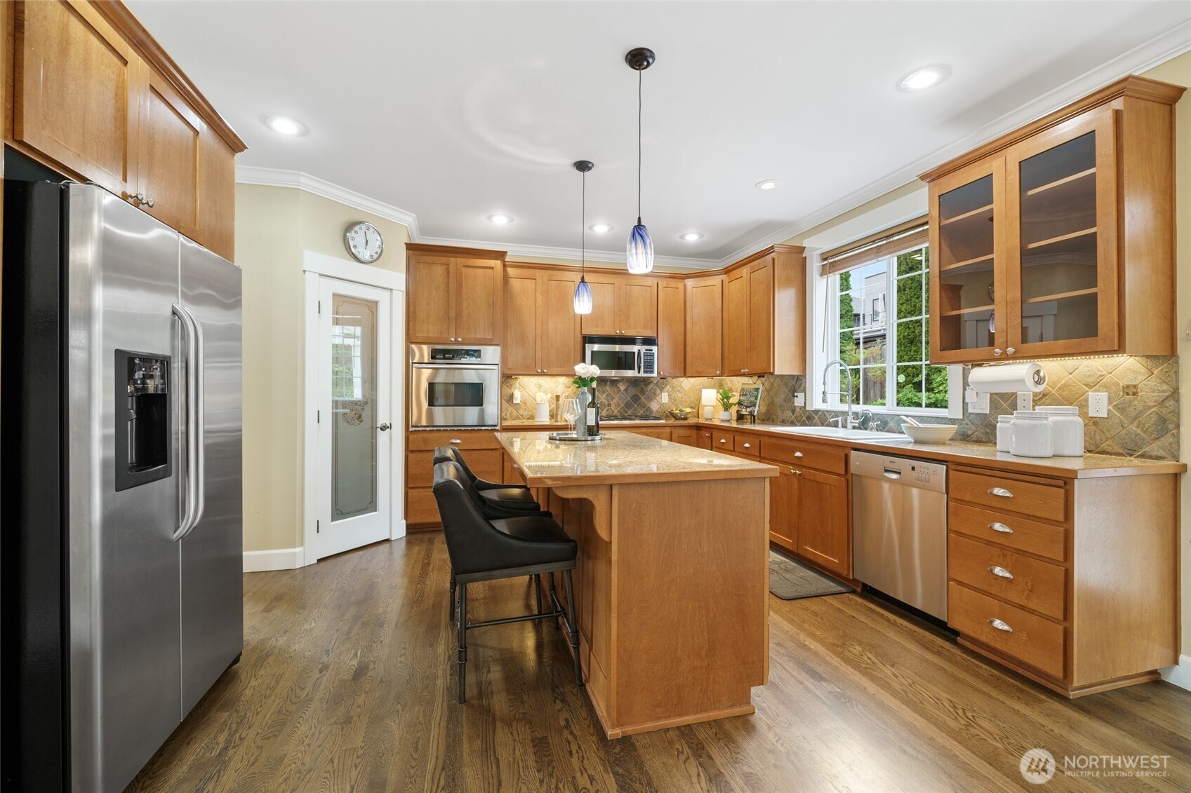 1008 North 27th Place Renton, WA 98056 - Photo 10 of 32 Gallery Image 10
