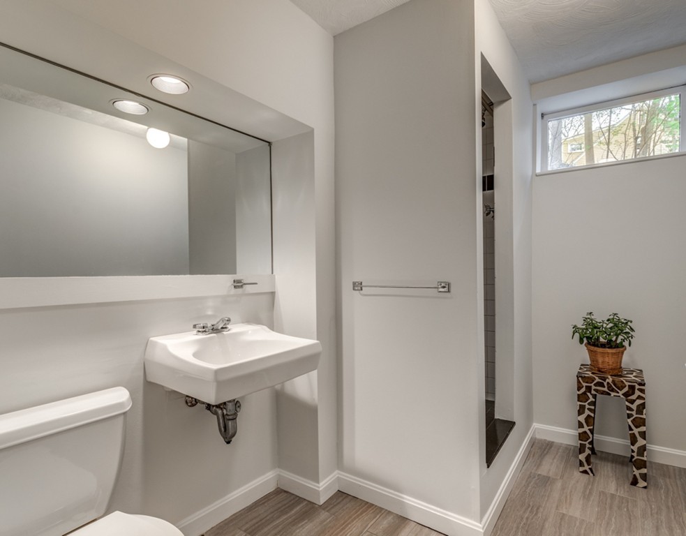 50 Robbins Road Lexington, MA 02421 - Photo 25 of 30 Gallery Image 25