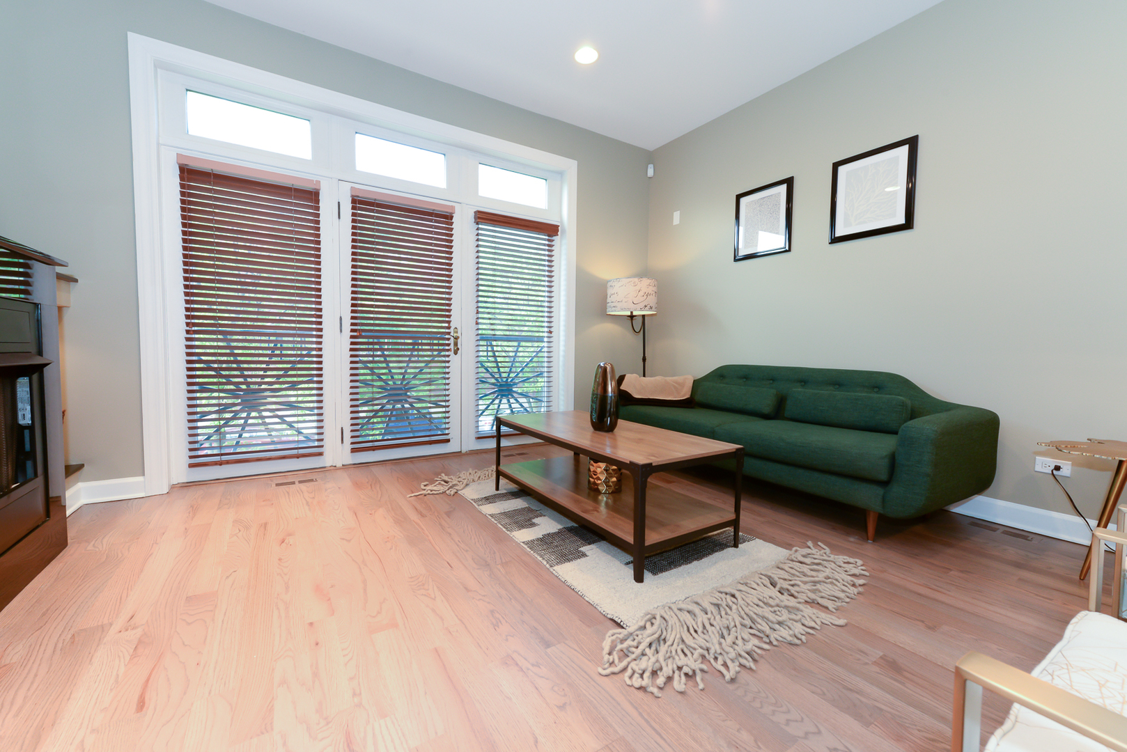 2808 West Dickens Avenue Chicago, IL 60647 - Photo 4 of 28