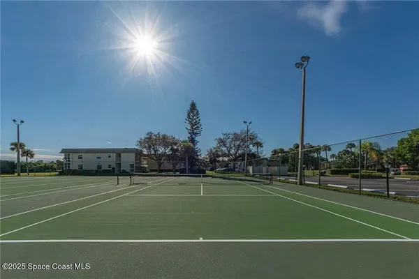 $1,475 | 35 Vista Gdns Trail, Unit 205, Vero Beach, FL 32962