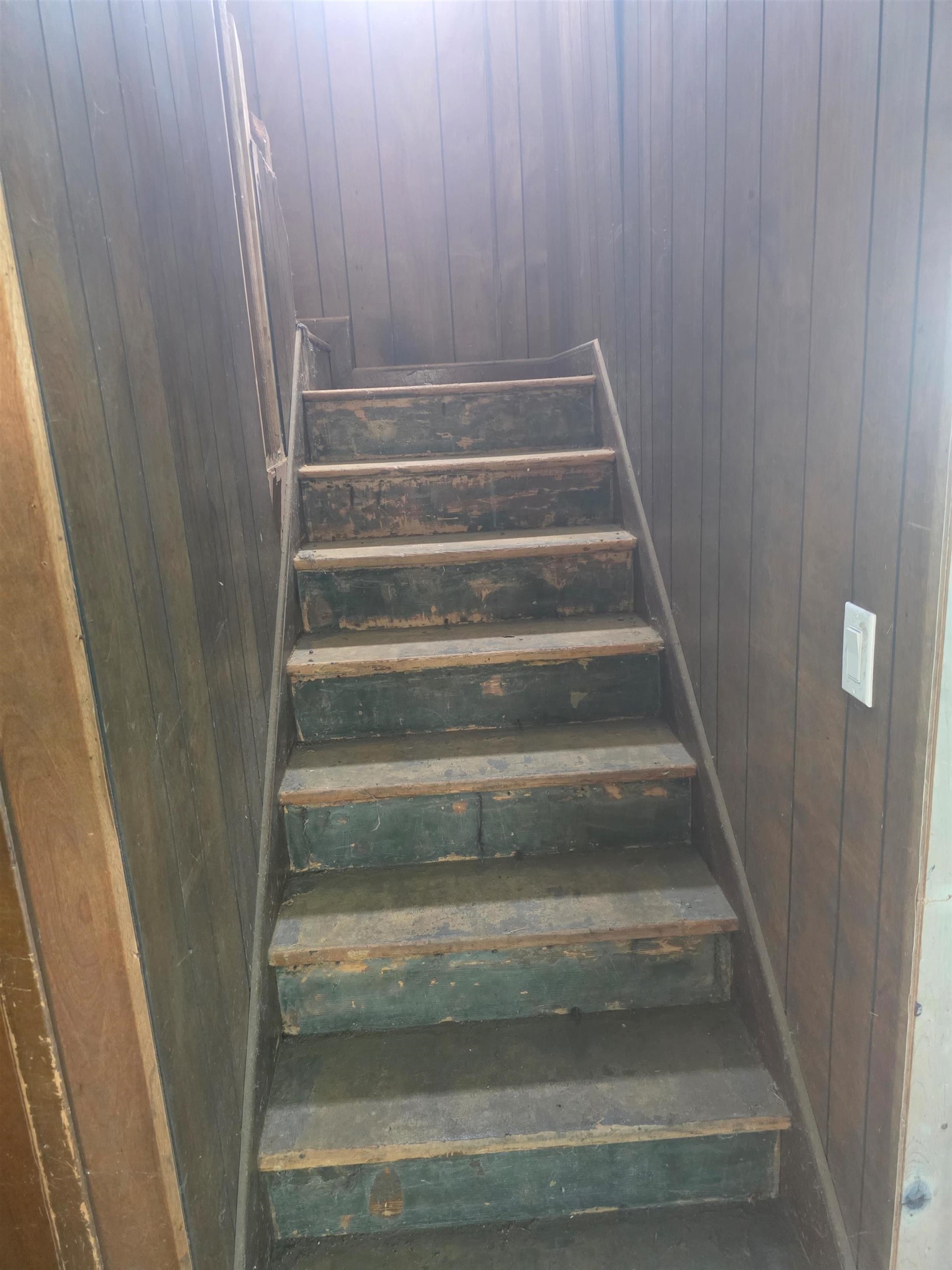 903 Sterling Road Dixon, IL 61021 - Photo 17 of 24 a view of entryway