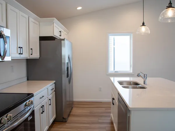 $331,371 | 854 1st Avenue North, Horace, ND 58047