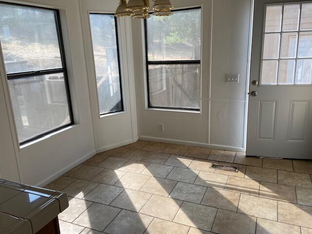 42124 South Fork Drive Three Rivers, CA 93271 - Photo 6 of 15 Kitchen nook