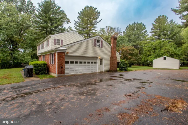 $3,900 | 415 New Road, Southampton, PA 18966