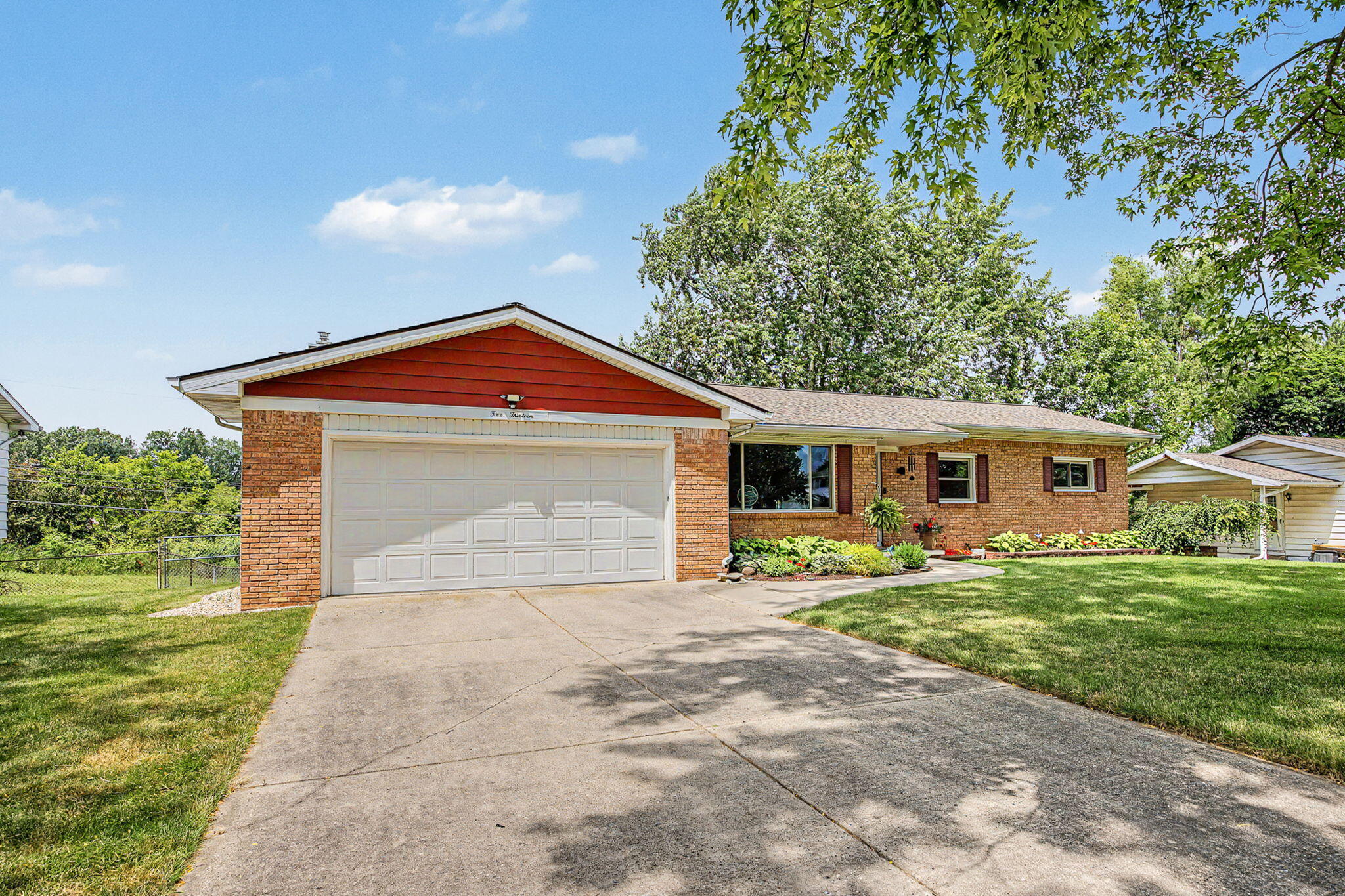 513 Stone Ridge Drive Lansing, MI 48917 - Photo 45 of 45 Front
