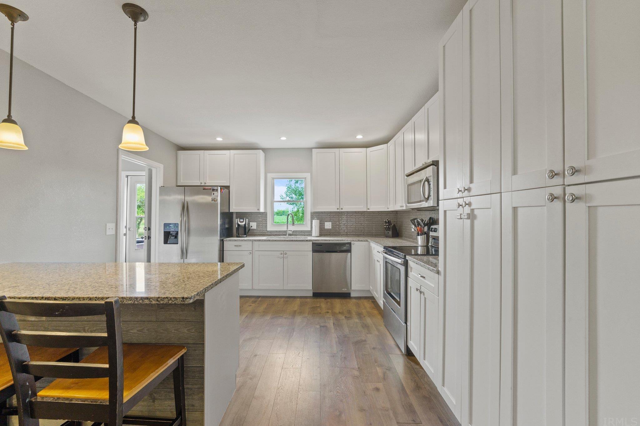 12129 Leo Road Fort Wayne, IN 46845 - Photo 10 of 36