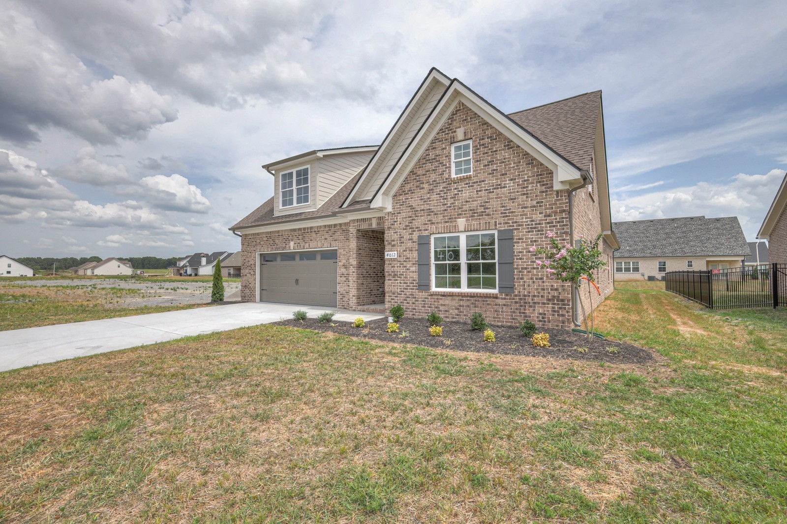 5529 Sinclair Street Murfreesboro, TN 37127 - Photo 3 of 38