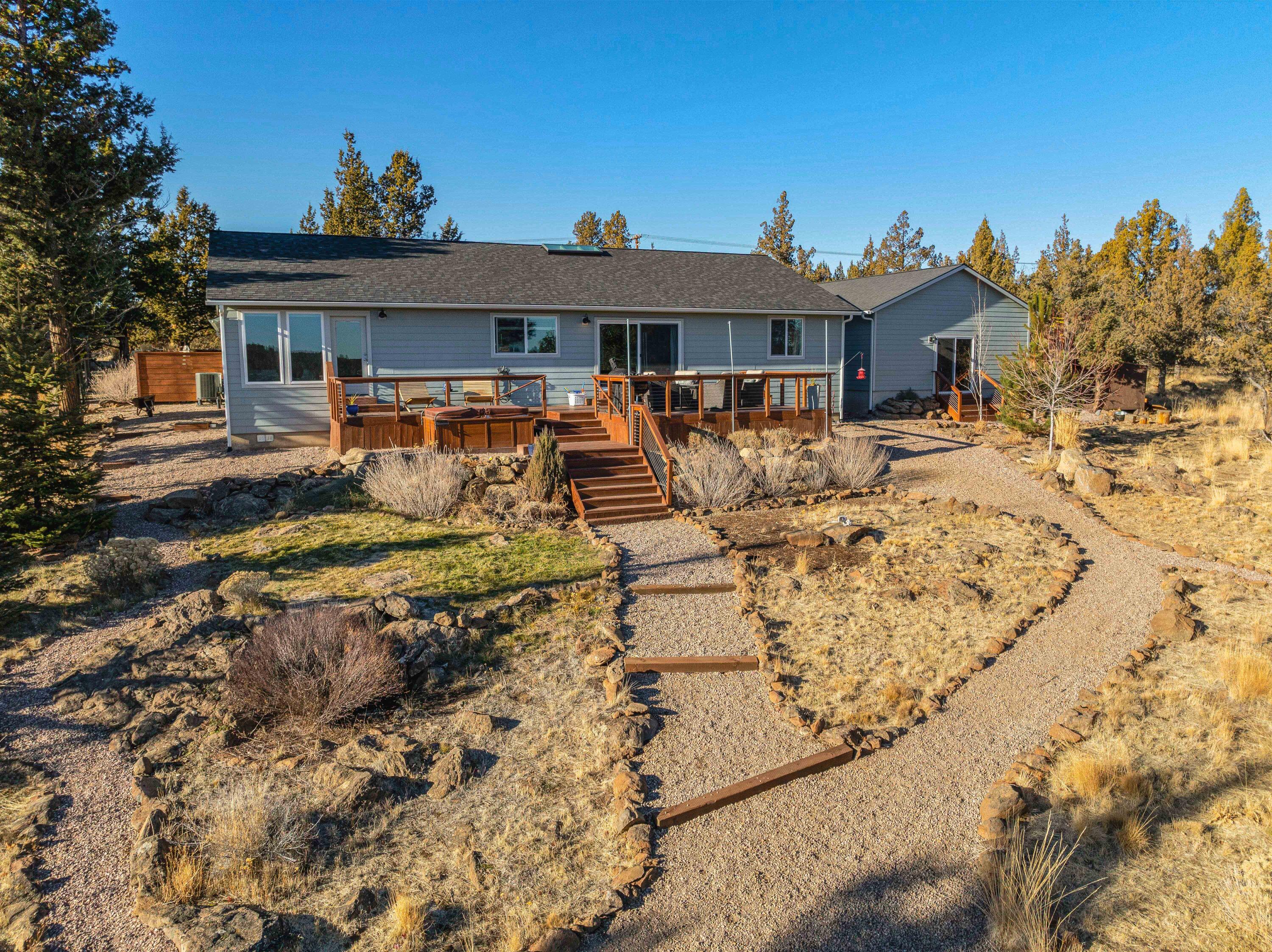 17725 Mountain View Road Sisters, OR 97759 - Photo 29 of 50 29