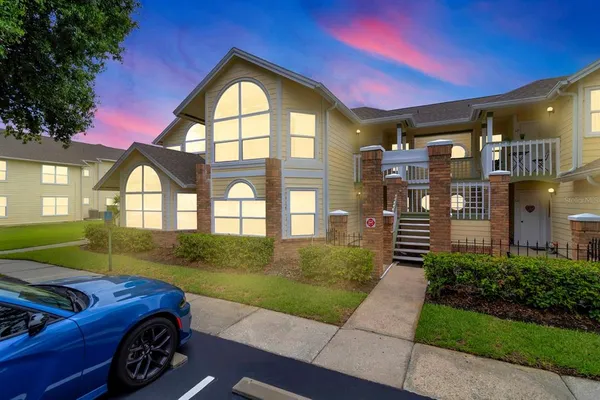 $224,000 | 5004 Laguna Bay Circle, Unit 49, Kissimmee, FL 34746