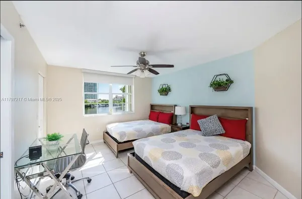 $3,800 | 19999 East Country Club Drive, Unit 1202, Aventura, FL 33180