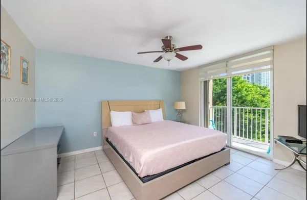 $3,800 | 19999 East Country Club Drive, Unit 1202, Aventura, FL 33180